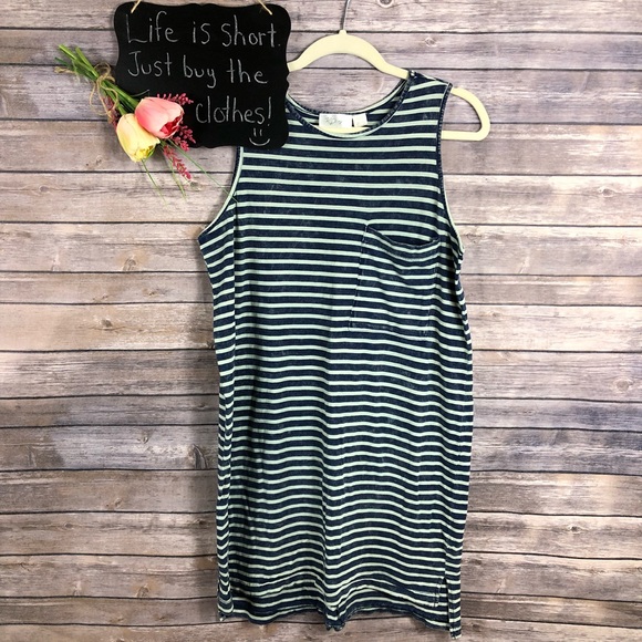 RD Style Tops - Stitchfix RD Style striped sleeveless hi low tunic